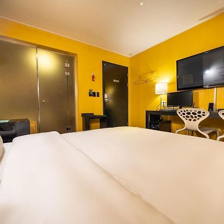 Guri Lexy Hotel Exteriör bild