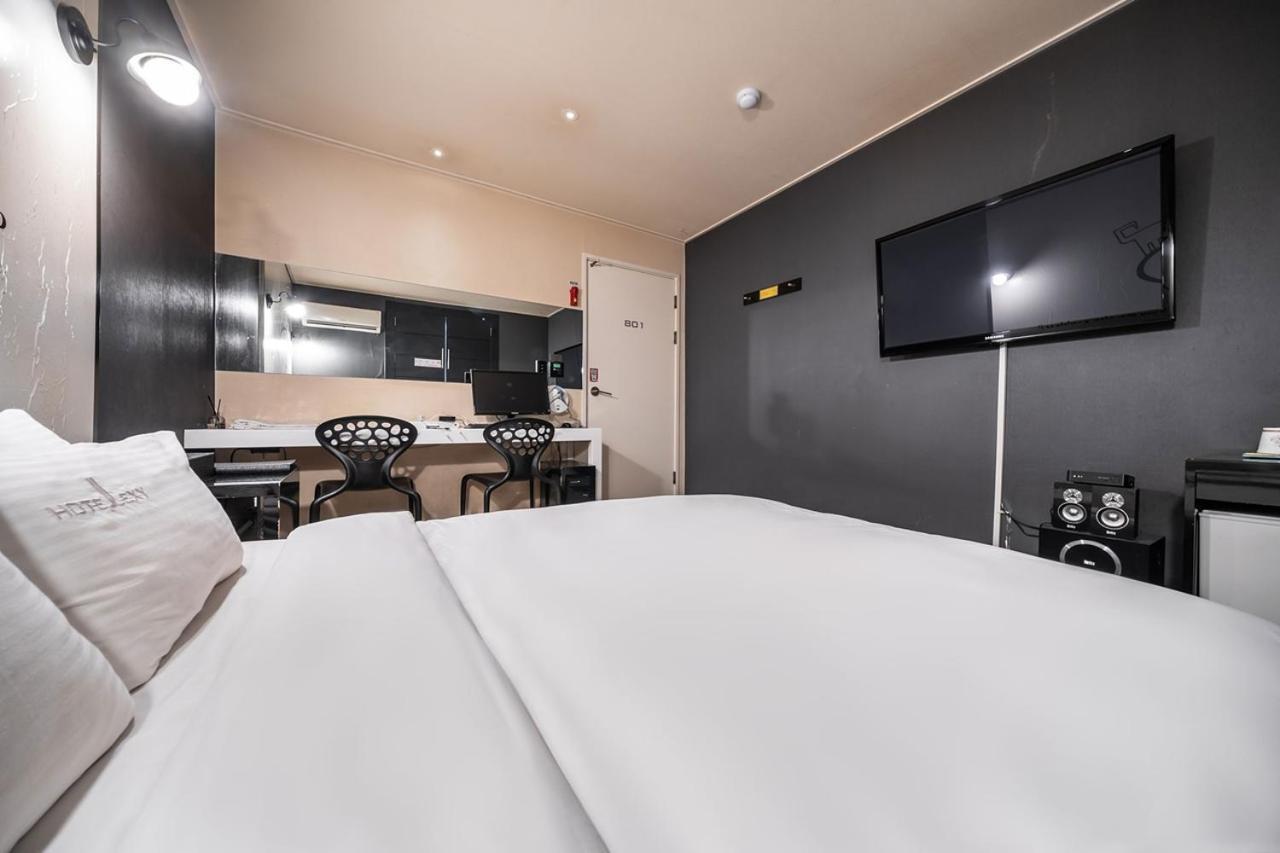 Guri Lexy Hotel Exteriör bild